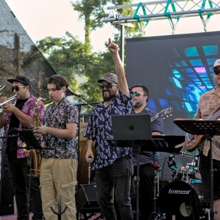 Dr.Santillan-feria-navidena-la-calera-20257